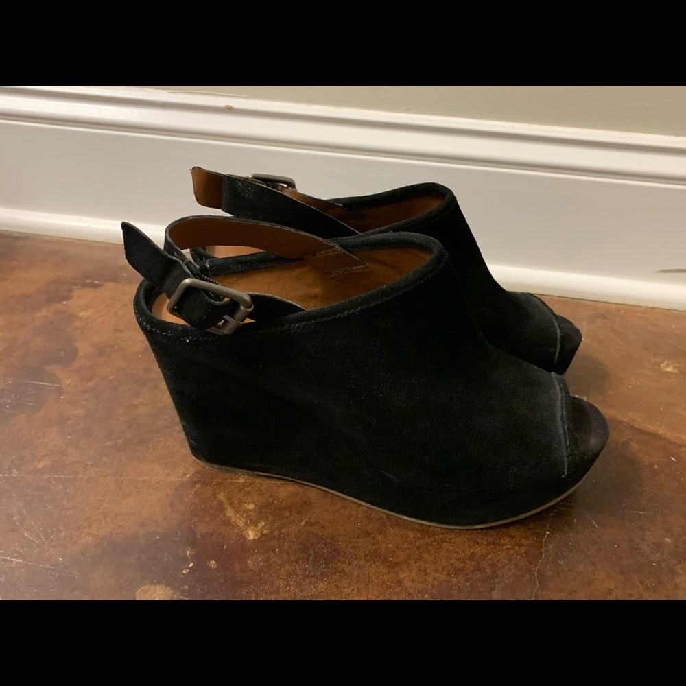 SOLD! Lucky Brand Peep Toe Wedge 10